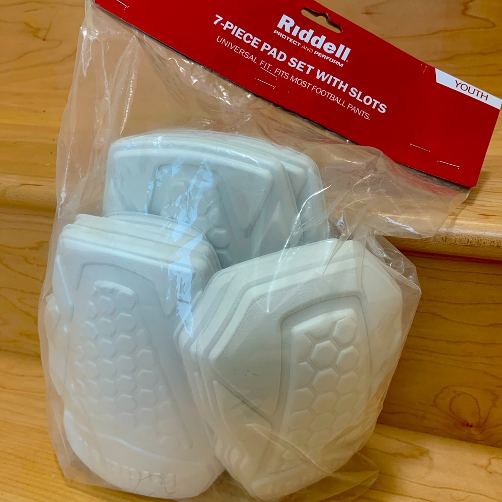 Riddell Football 7 Piece Pad Set